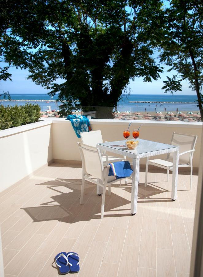 Marina Beach Aparthotel Rimini Eksteriør bilde