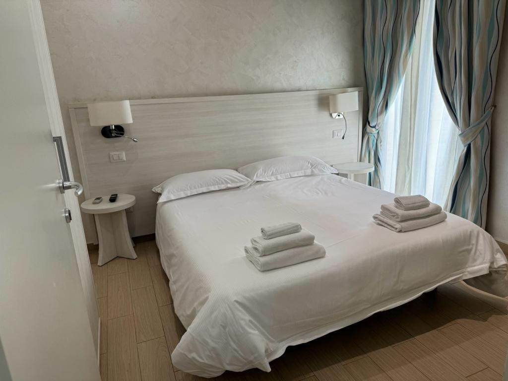 Marina Beach Aparthotel Rimini Eksteriør bilde